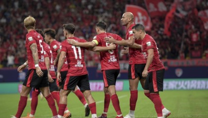 破案了！国安0-6惨败后，张玉宁为什么怒怼球迷后，又赶快道歉？